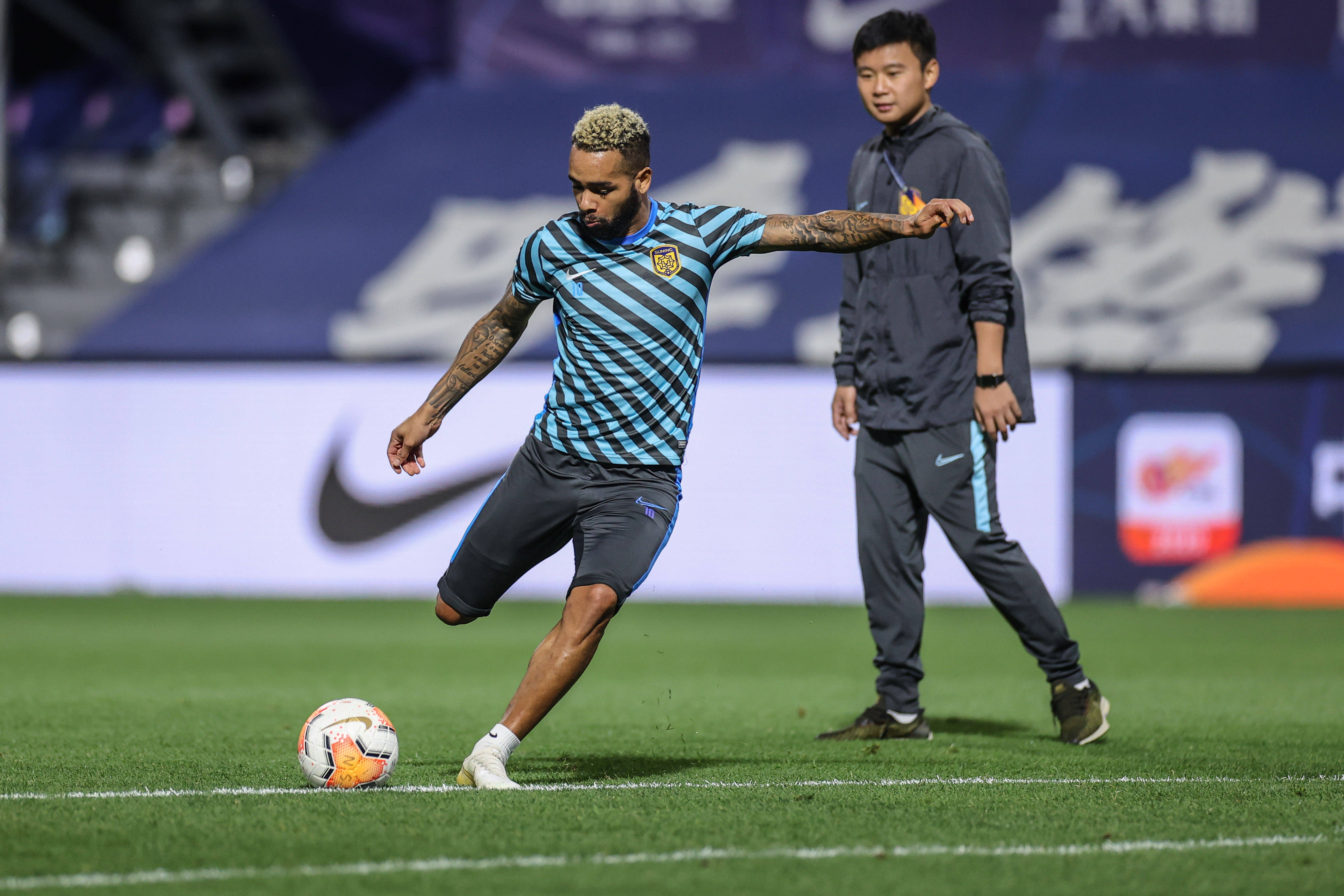 雷火电竞官网-苏宁客场负于申花，排名稍有下滑的简单介绍