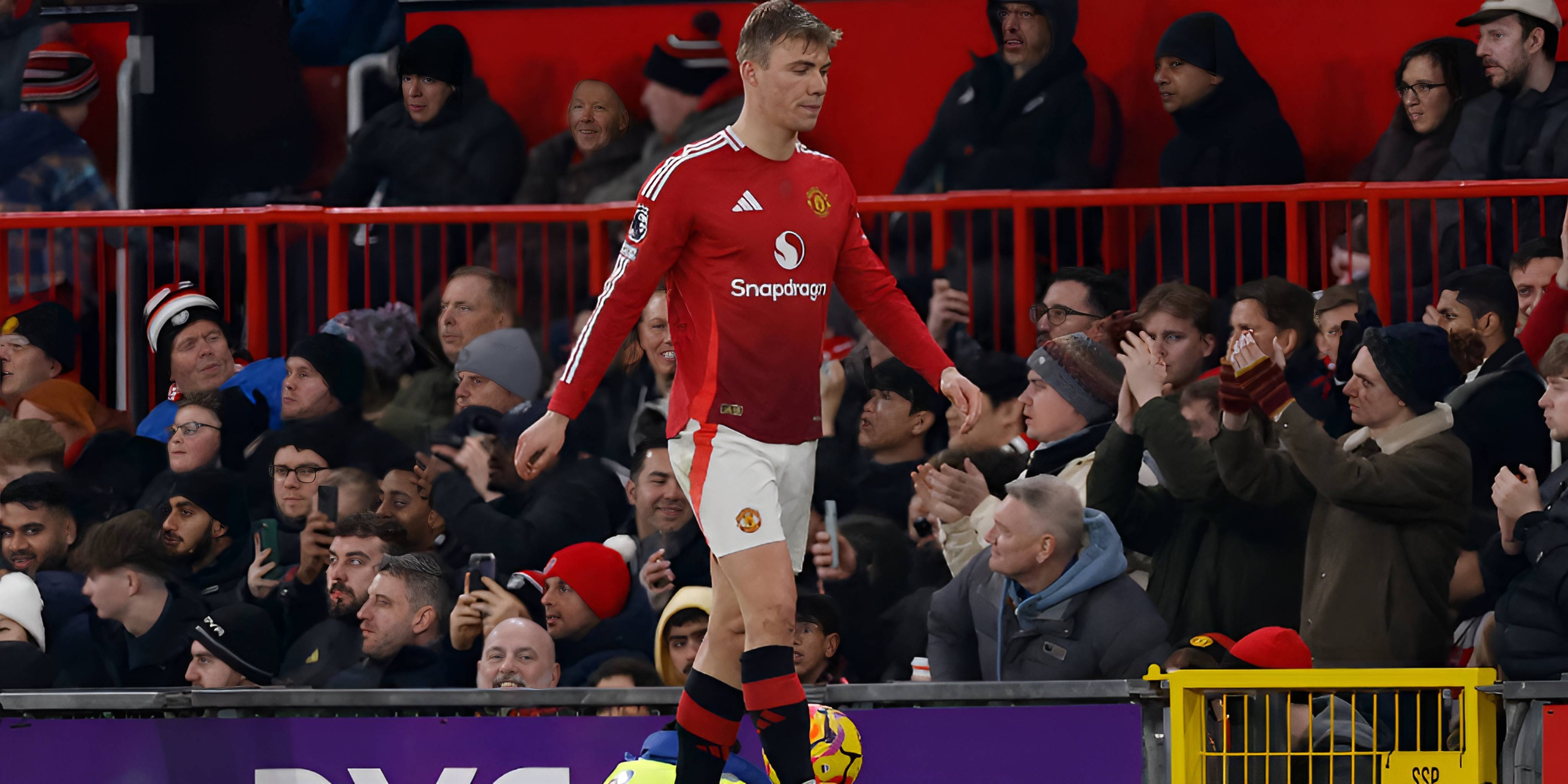 曼联迎战强敌,球迷期待球队再创佳绩的简单介绍 曼联迎战强敌,球迷期待球队再创佳绩的简单介绍