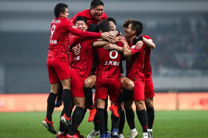 鲁能主场战平上港,保级之路艰难漫长的简单介绍 鲁能主场战平上港,保级之路艰难漫长的简单介绍