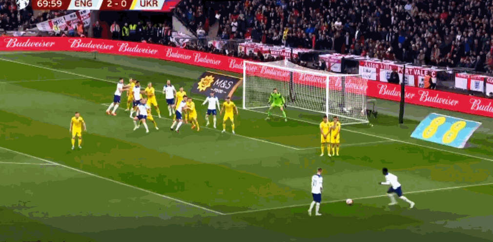 乌克兰横扫法国，皮克带队取胜