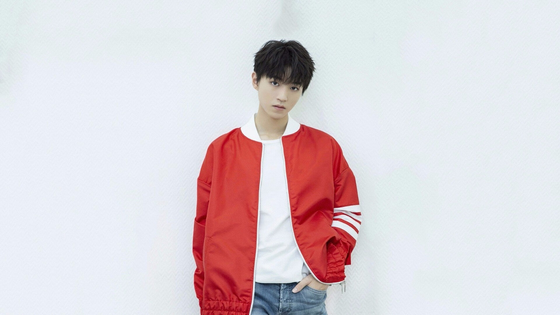 雷火电竞主播-足球场上的东决时刻，当玻利维亚的生死战遇见巴雷拉的接管艺术