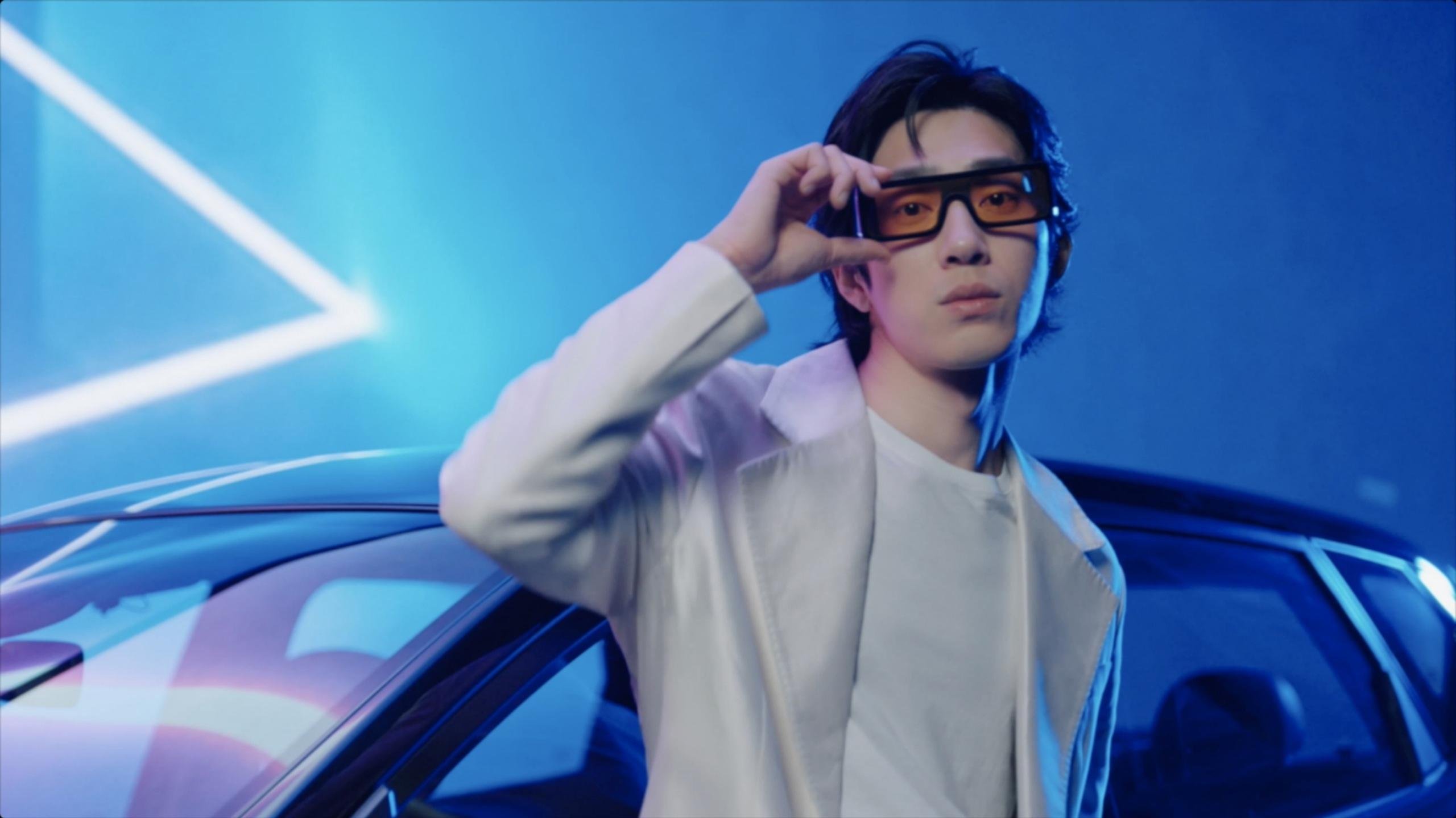 极速十字路口，当F1的轰鸣撞上深足的铁血